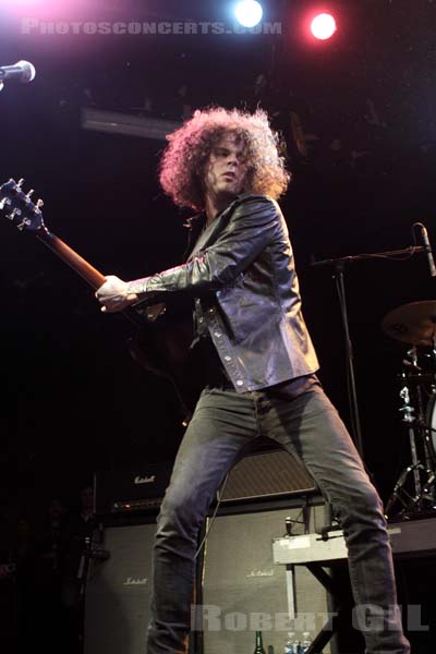 WOLFMOTHER - 2009-10-14 - PARIS - Trabendo - 